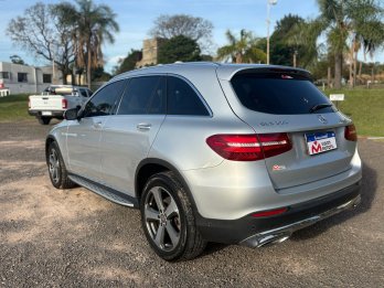 MERCEDES Benz GLC 300 4MATIC. Recibo vehículos