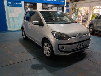VW Up! High tope de gama 5p, pocos km 2015