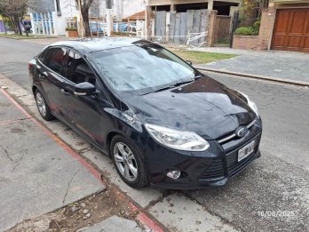 FOCUS 3 - 2.0 -SE PLUS AT 2014 - IMPECABLE - SERV. OFICIALES