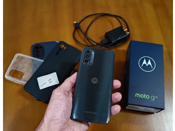 Motorola G52