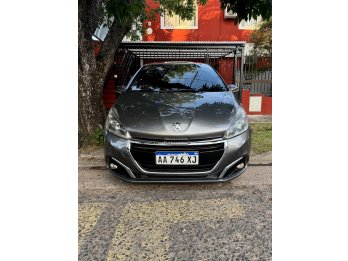 Peugeot 208 2016