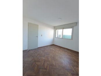 🏠AMPLIO DEPARTAMENTO EN ALQUILER 🏠