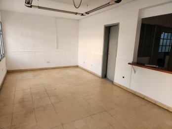 CASA AV RAMIREZ A METROS DE 25 DE MAYO