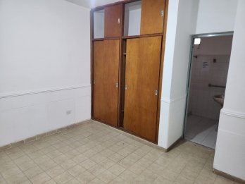 CASA AV RAMIREZ A METROS DE 25 DE MAYO