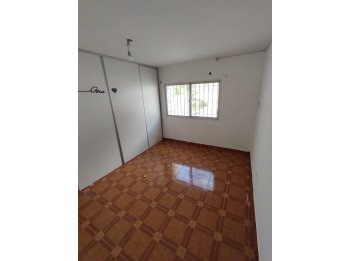2 casas Barrio Parque con pileta, cochera y Jardin