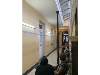 CASA CENTRICA OFICINAS-CONSULTORIOS-VIVIENDA
