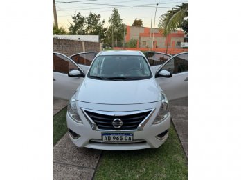 Nissan Versa Advance 2019 Automático Cadenero