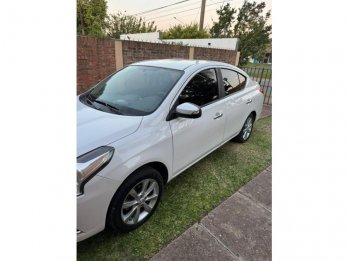 Nissan Versa Advance 2019 Automático Cadenero