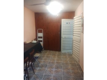 EXCELENTE CASA . OPORTUNIDAD
