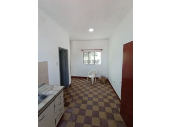 Alquilo casa en planta alta, Paraná