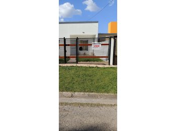 VENDEMOS HERMOSA PROPIEDAD ZONA J. NEWBERY Y PARERA