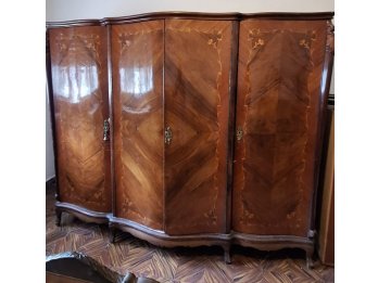 Ropero amplio de estilo provenzal impecable