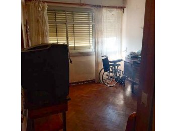 Vendo Departamento 3 dormitorios sobre Peatonal