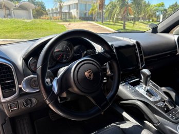 PORSCHE Cayenne 3.6 V6 300HP. Recibo vehiculos