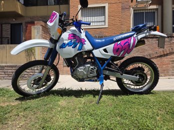 Vendo SUZUKI DR 650 Mod.92