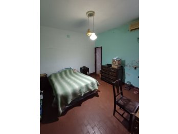 Vende Casa sobre Avenida Antonio Crespo