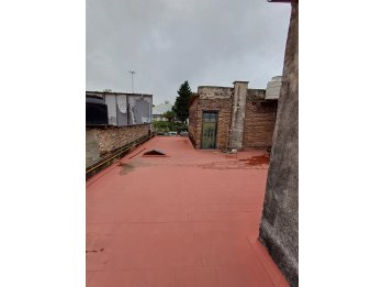 Vende Casa sobre Avenida Antonio Crespo