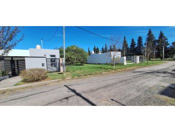 TERRENO EN VENTA ZONA CEMENTERIO, ORO VERDE ‼️‼️