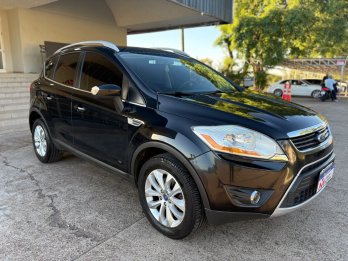 FORD Kuga Trend 2.5T 4x4 MT. Recibo vehiculos