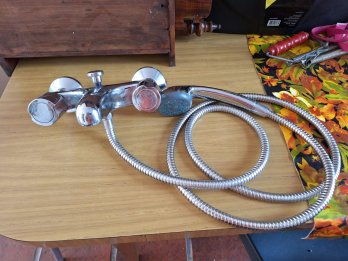 GRIFERIA FV DE PARED