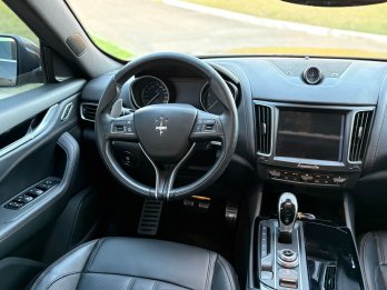 MASERATI Levante. Recibo vehiculos