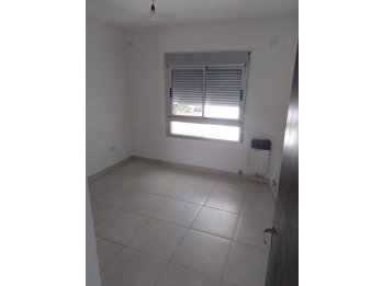 VENDO DEPTO 1 DORM CON COCHERA