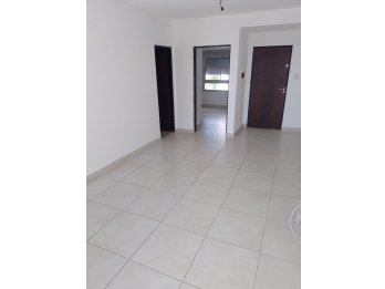 VENDO DEPTO 1 DORM CON COCHERA