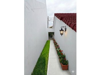 CALLE GOBERNADOR QUIROZ CASA EN VENTA
