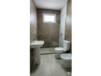 CALLE GOBERNADOR QUIROZ CASA EN VENTA