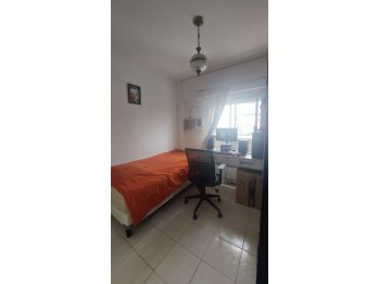 DEPARTAMENTO CENTRICO CON COCHERA