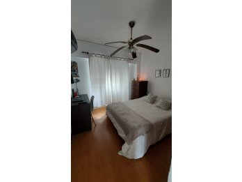 DEPARTAMENTO CENTRICO CON COCHERA