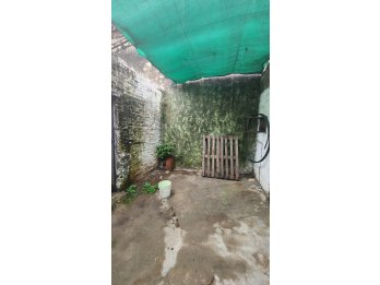CASA EN CALLE LECHIGUANAS EN VENTA A RECICLAR