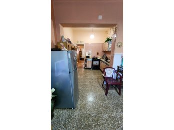 OPORTUNIDAD CASA EN VENTA EN CALLE TACUARI