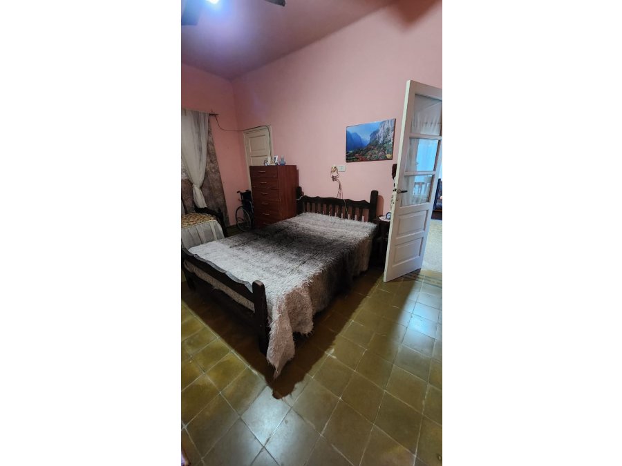 OPORTUNIDAD CASA EN VENTA EN CALLE TACUARI