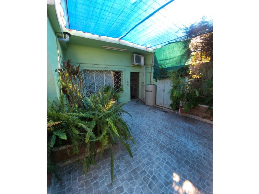OPORTUNIDAD CASA EN VENTA EN CALLE TACUARI