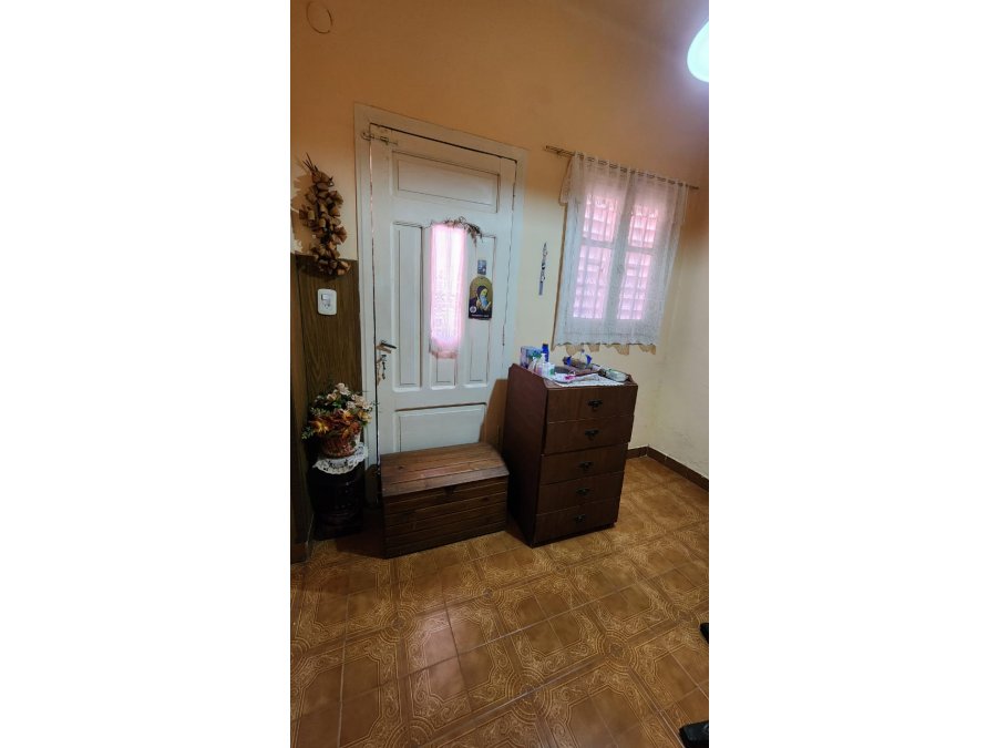 OPORTUNIDAD CASA EN VENTA EN CALLE TACUARI