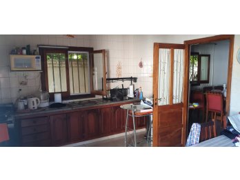 🔥 CASA DE CATEGORÍA EN VENTA – BVAR. RACEDO 🔥