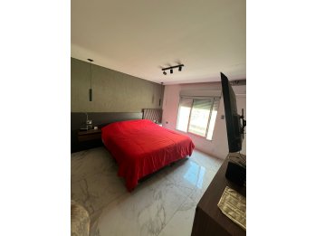 🏡 VENTA CASA 2 DORMITORIOS CON COCHERA, PATIO VERDE + PILETA Y QUINCHO