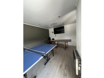 🏡 VENTA CASA 2 DORMITORIOS CON COCHERA, PATIO VERDE + PILETA Y QUINCHO