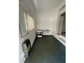 ALQUILER MONOAMBIENTE. VILLAGUAY 1069
