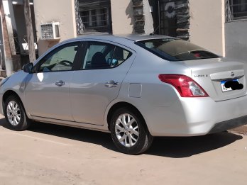 Nissan Versa 2021