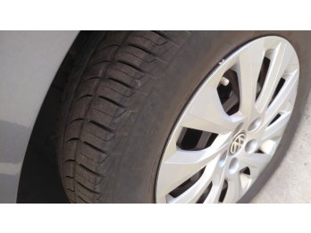 Vendo cuatro cubiertas Pirelli usadas 185 65 R15 88H
