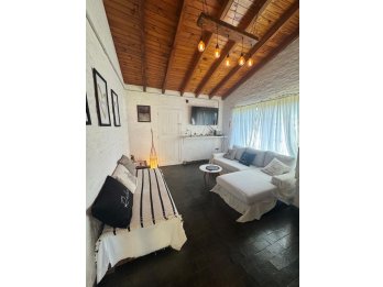 HERMOSA CASA QUINTA EN VENTA - AMPLIO TERRENO