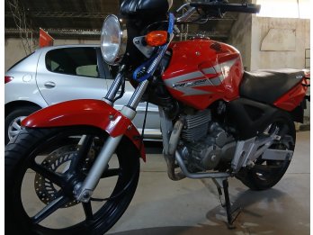 Honda CBX 250 Twister En Valle María!!