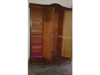 Vendo ropero antiguo