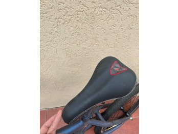 Vendo bicicleta  en excelente estado.