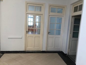 CASA CENTRICA OFICINAS-CONSULTORIOS-VIVIENDA