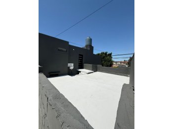 VENDO CASA EN PLANTA ALTA – SAN AGUSTÍN
