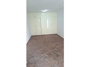 vendo departamento en pleno centro, ideal inversion