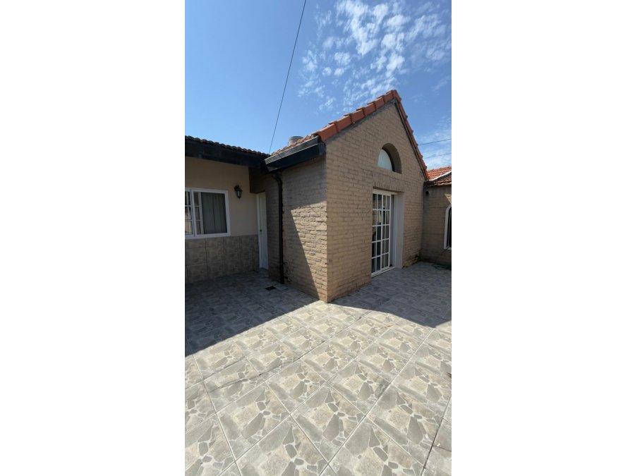 EN VENTA CASA SAN BENITO - EXCELENTE ZONA